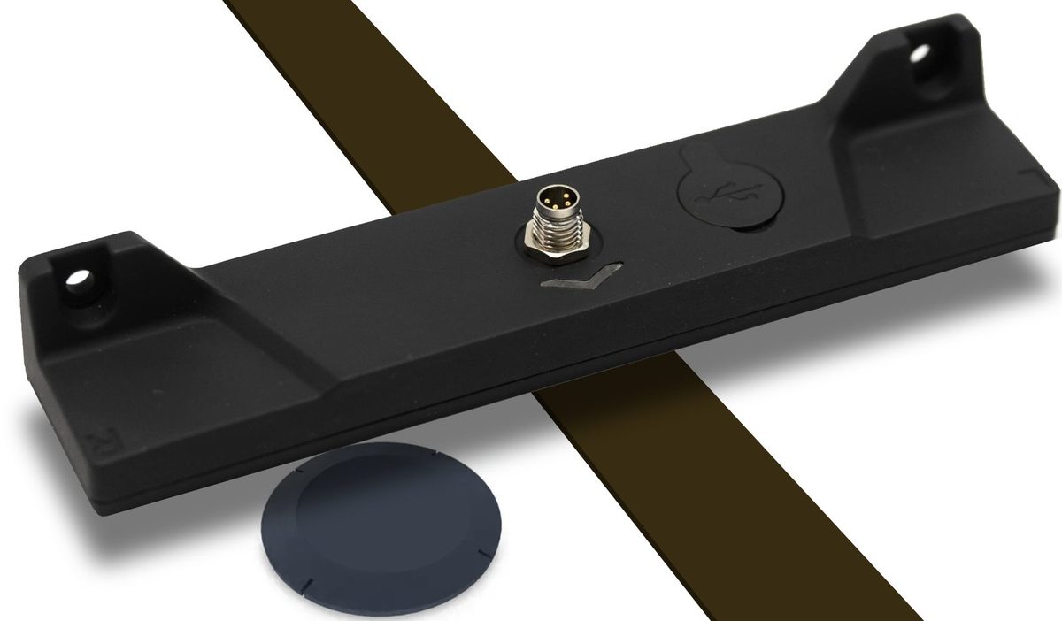 MTS160 magnetic guide sensor over magnetic tape, with a point marker